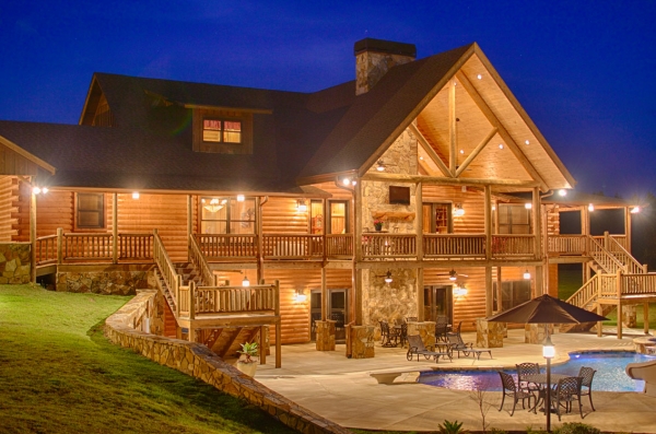 Log Home Exteriors