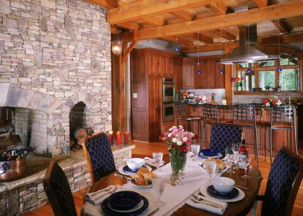 Log Home Dining