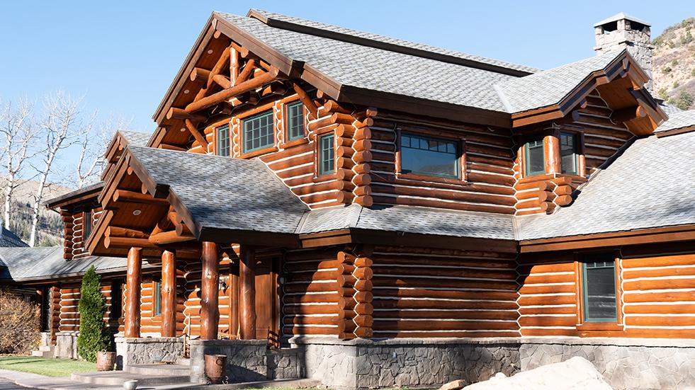 Log Home Stain Longevity – Backed by a Warranty